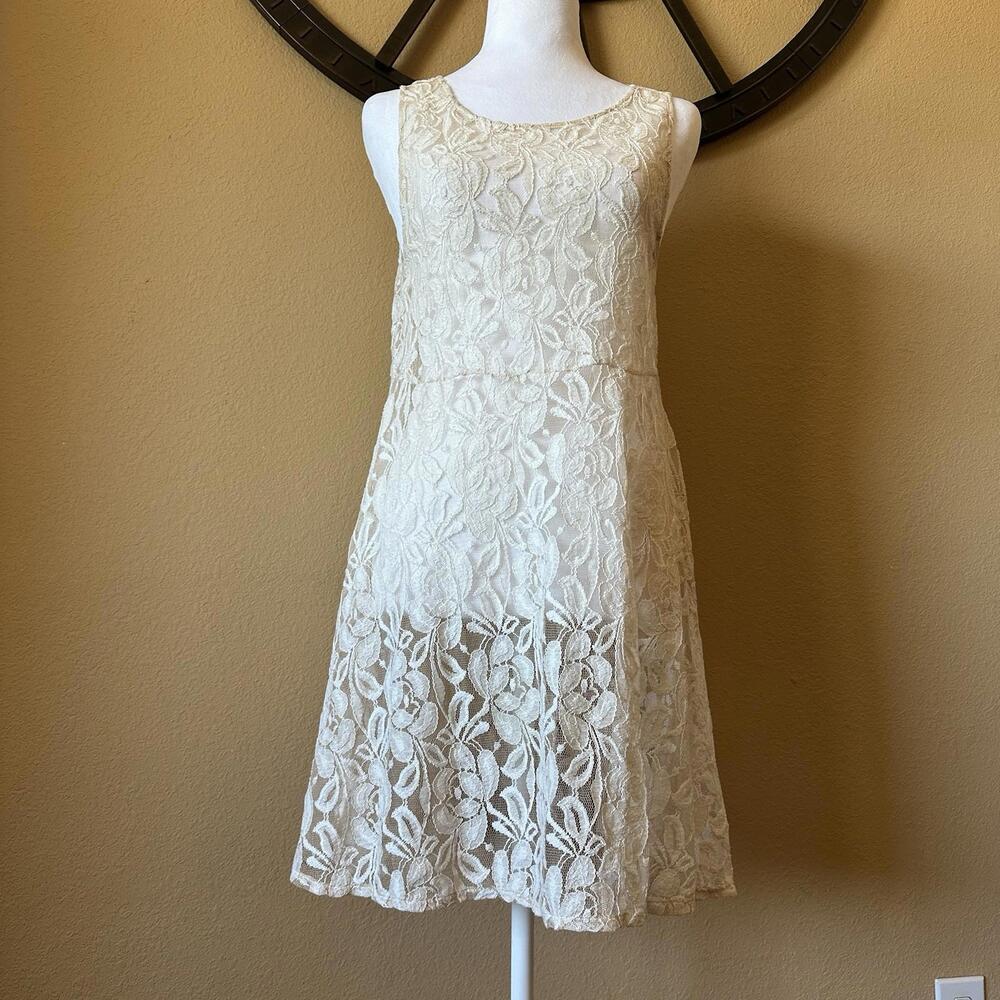 FREE PEOPLE Sleeveless Lace Overlay Sheer Coverup Trapeze Flare Size Large